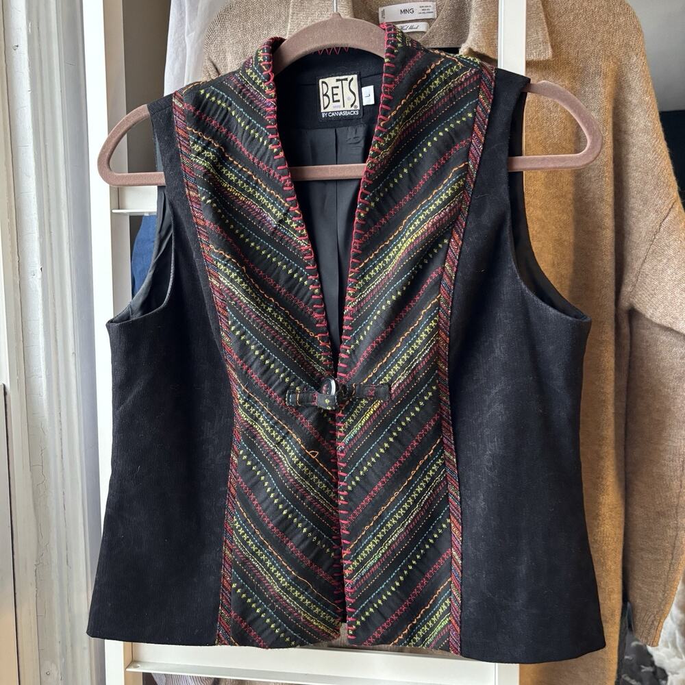 Vtg 80s Women's‎ Large Embroidered Brocade Vest Hippie Boho Rainbow Colorful